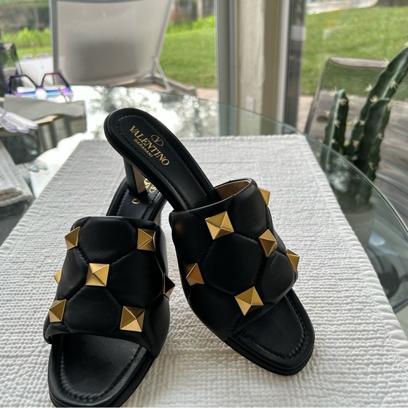 Valentino slides worn once pristine condition - Picture 1 of 8